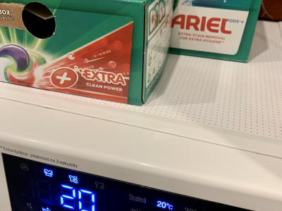 Nové kapsle Ariel: Revoluce v praní prádla 🌿