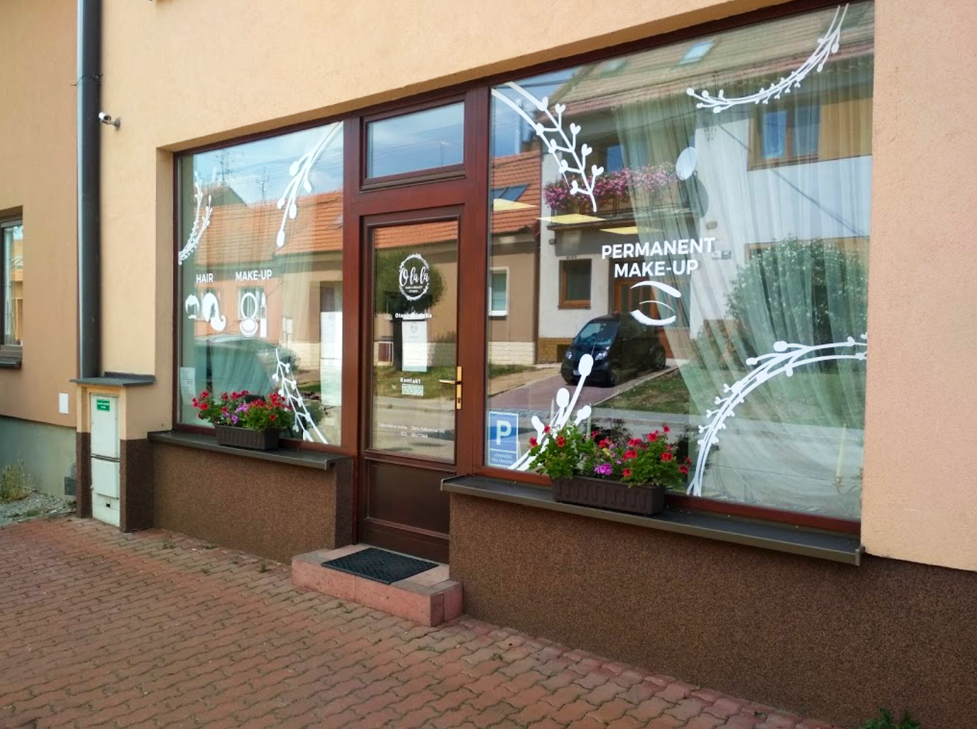 Recenze kadeřnického salonu O la la, Brno-Žebětín