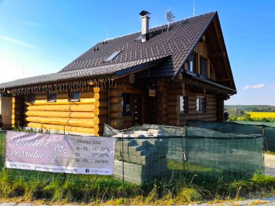 Vinotéka VE SRUBU, Říčky u Brna – recenze