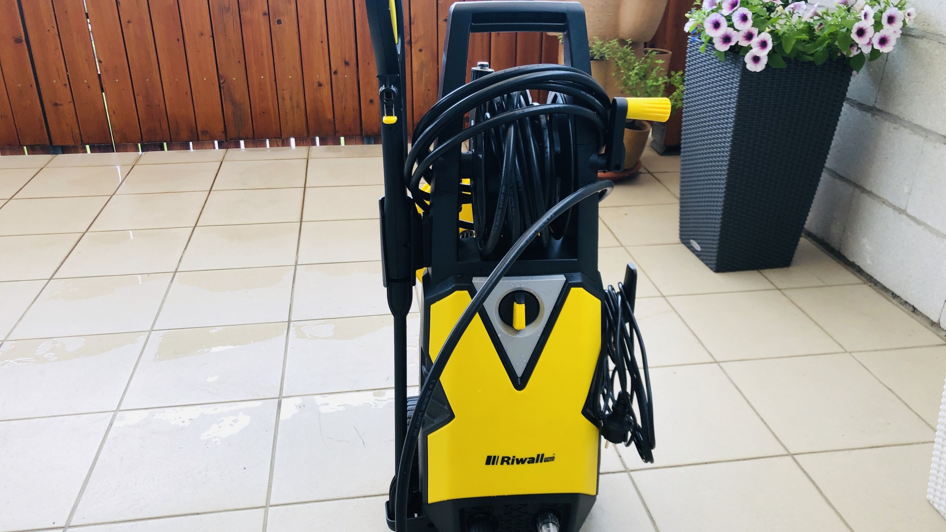 Recenze: vysokotlaký čistič (vapka) RIWALL PRO REPW 150