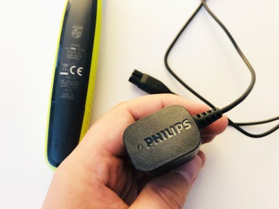 Nabíječka pro Philips OneBlade se signální diodou